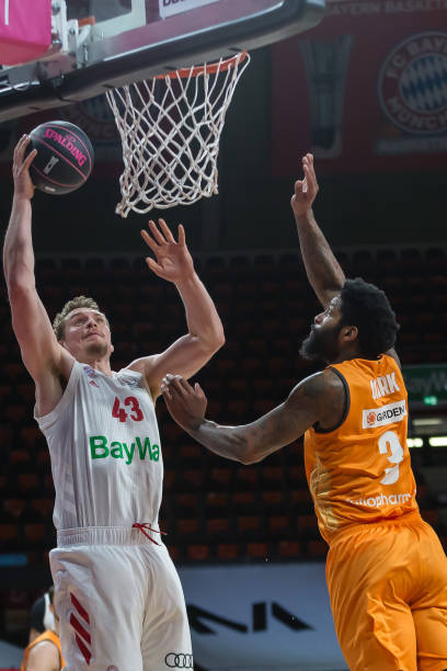 按照欧足联 按照欧足联